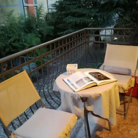 Ai Tre Portoni فندق مبيت وإفطار