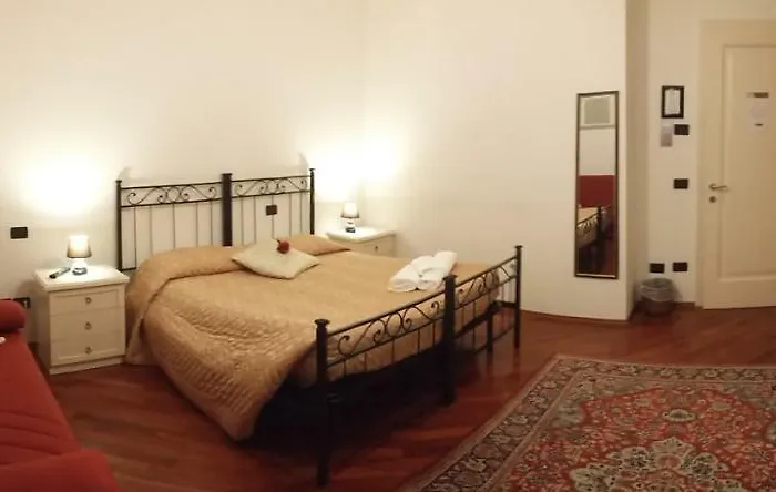 Ai Tre Portoni Bed and Breakfast 3*